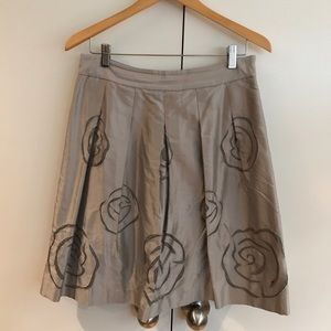 🚨LAST DAY - Beautiful floral silk skirt🚨